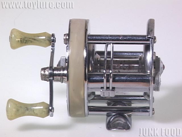 JUNK FOOD item: R-7902 Sportcast 1977 スポートキャスト モデルGD