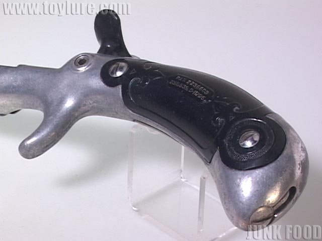 JUNK FOOD item: R-8053 PISTOL-GLIP ピストルグリップ