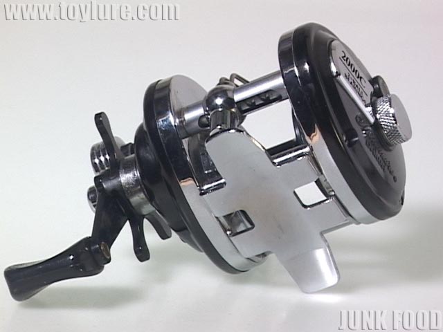 【昭和レトロ レア】Daiwa ミリオネア2000C オールドリール ダイワ ミリオネア2000C（1978年） | タカさんの釣り道具箱