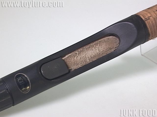 JUNK FOOD item: R-8626 フジグリップ コルクガン GAコネット