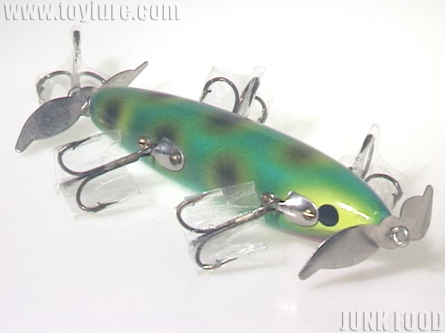 JUNK FOOD item: T-3265 Super-Jumper スーパージャンパー