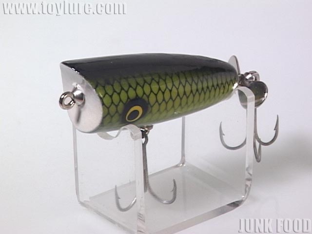 JUNK FOOD item: T-4087 CHOBEE-CHUG チョビーチャグ