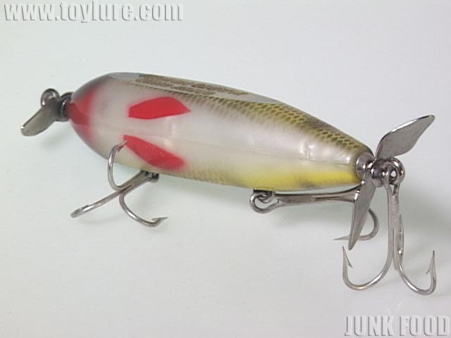 JUNK FOOD item: T-4649 Injured Minnow 5/8 インジャードミノー大