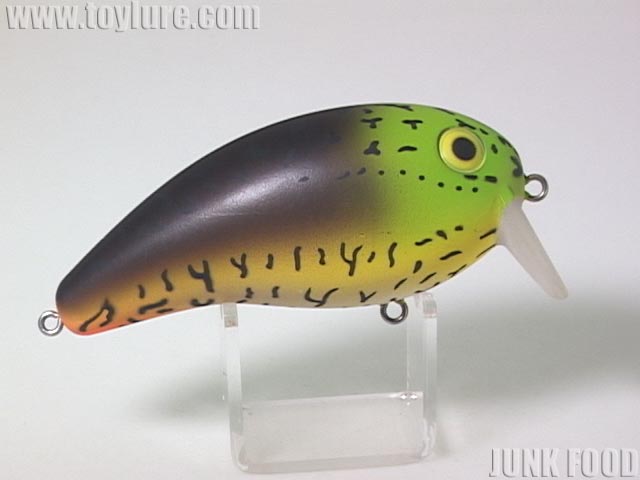 JUNK FOOD item: T-5017 メガピーナッツ