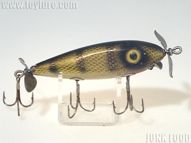 JUNK FOOD item: W-593 San Luco Lure